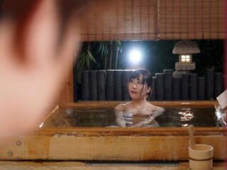 Đi du lịch con rể chơi luôn mẹ vợ
